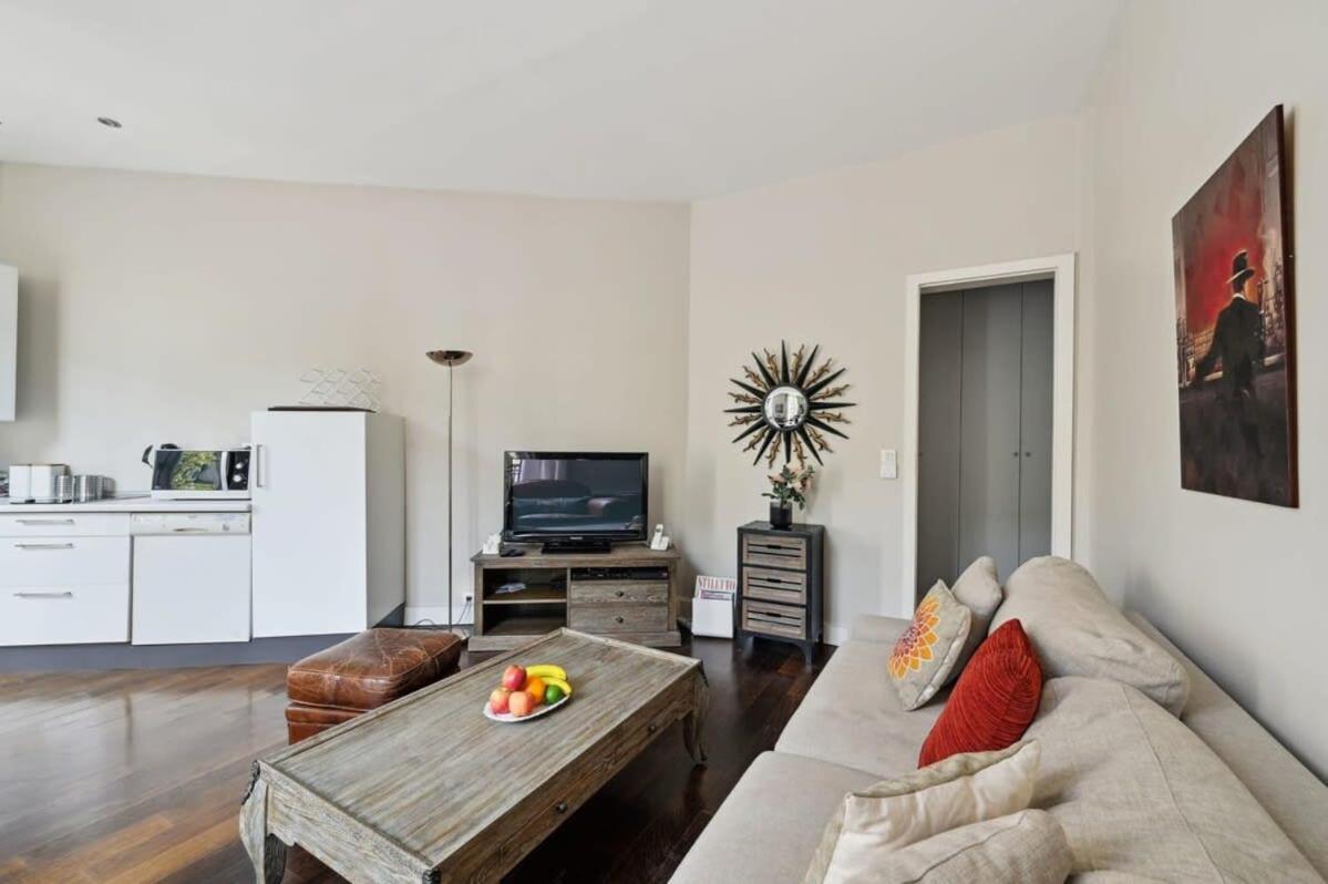 1Br Champs-Elysees - Cityapartmentstay Paris Exteriör bild