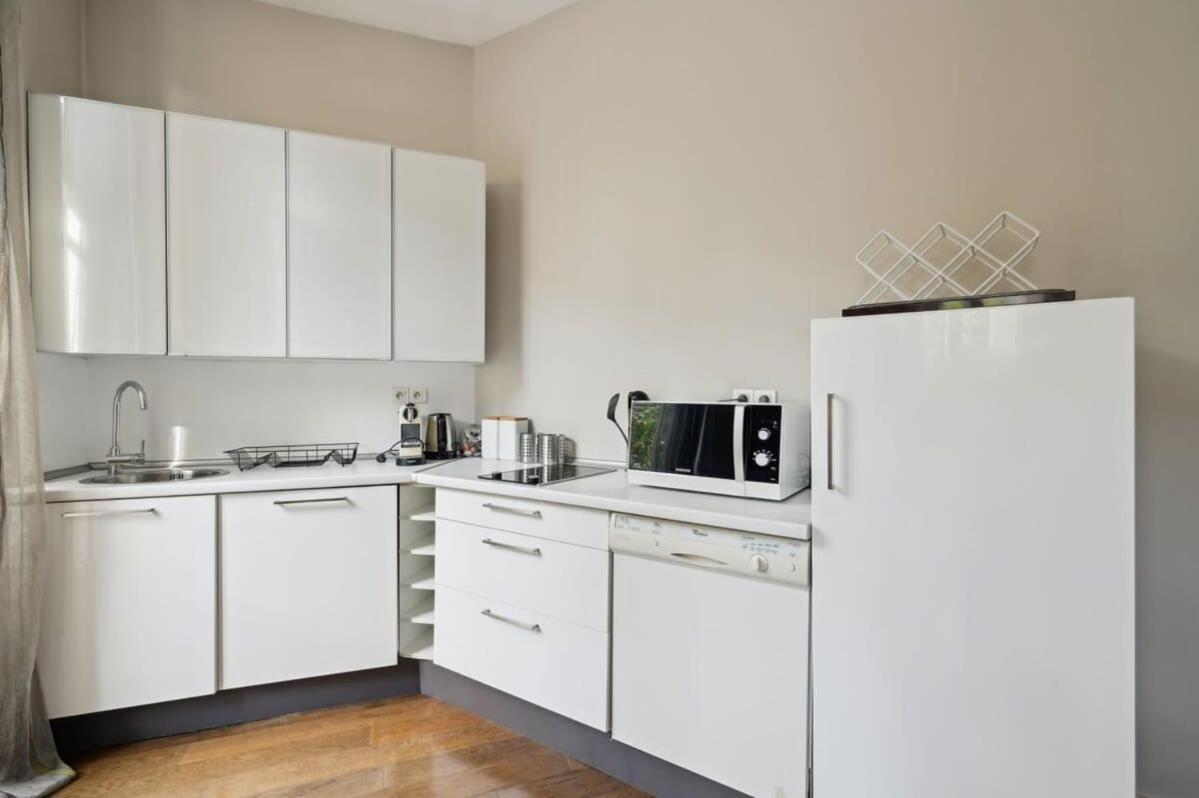1Br Champs-Elysees - Cityapartmentstay Paris Exteriör bild