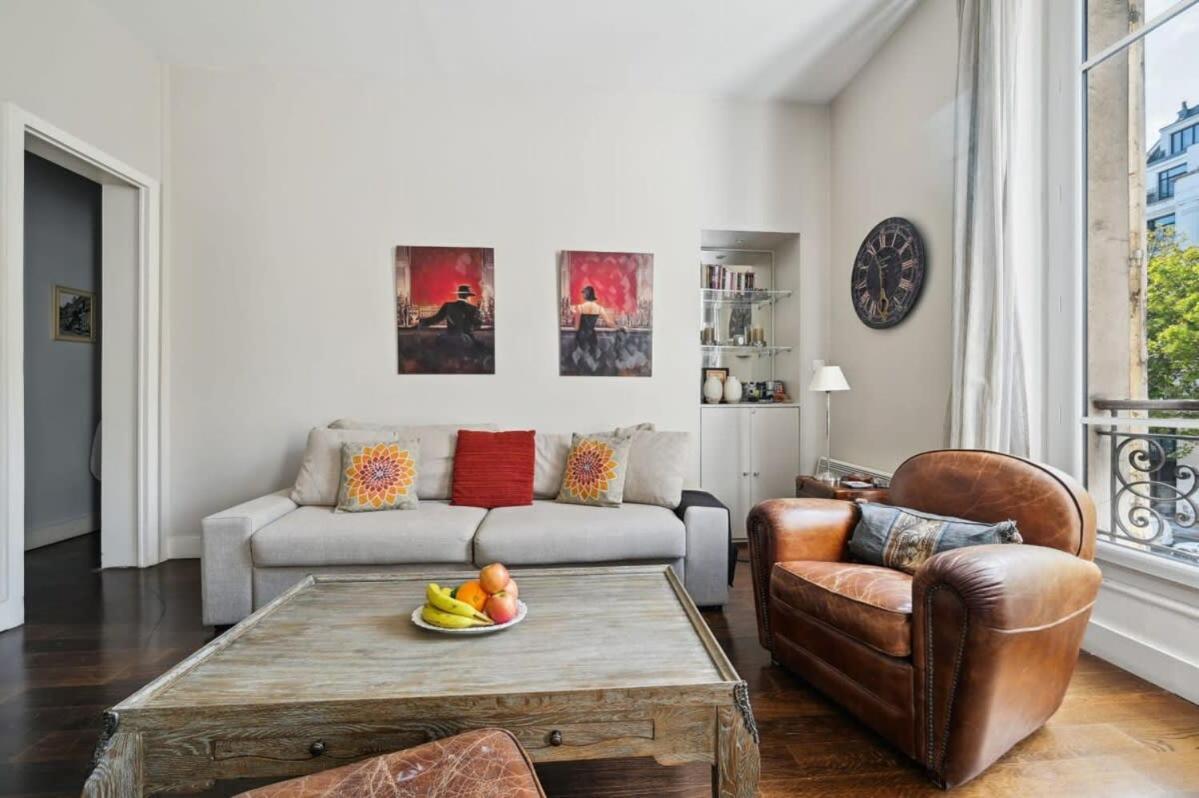 1Br Champs-Elysees - Cityapartmentstay Paris Exteriör bild